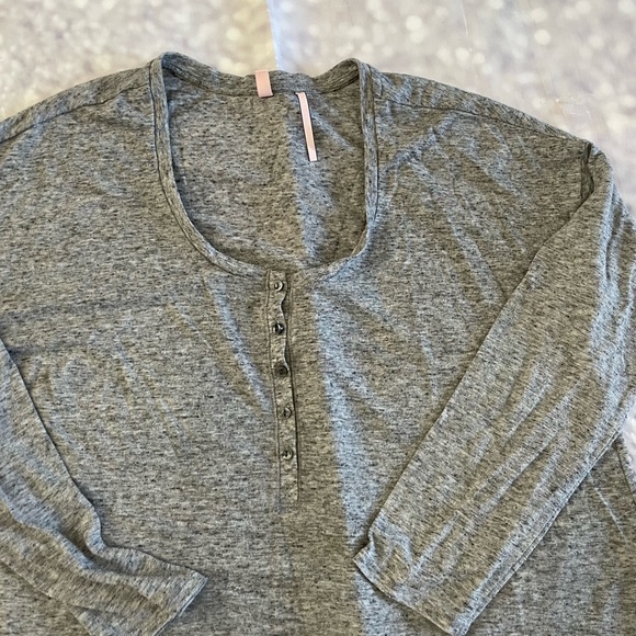 SOLD!!! NWOT Victoria's Secret Pajama set S/P - Picture 4 of 7